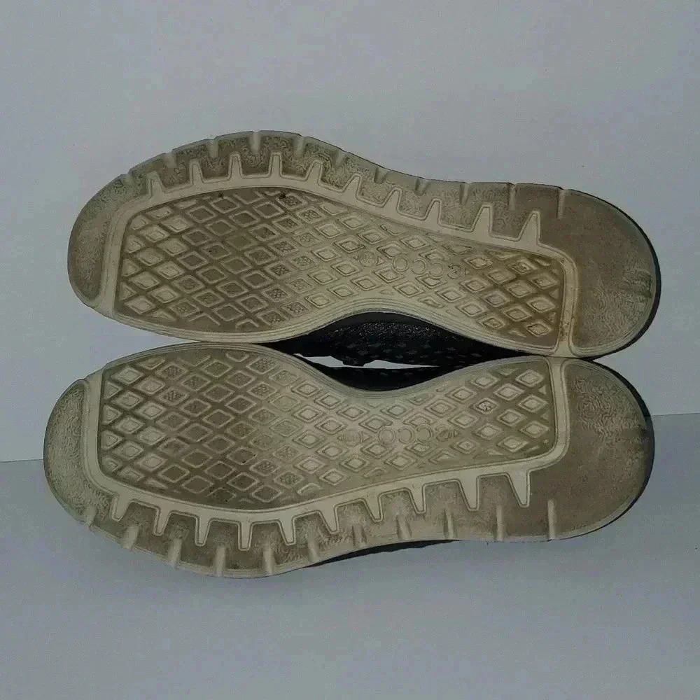 ECCO Women’s Size 40 Lynx Pewter Silver Toggle Comfort Shoes - Picture 13 of 14